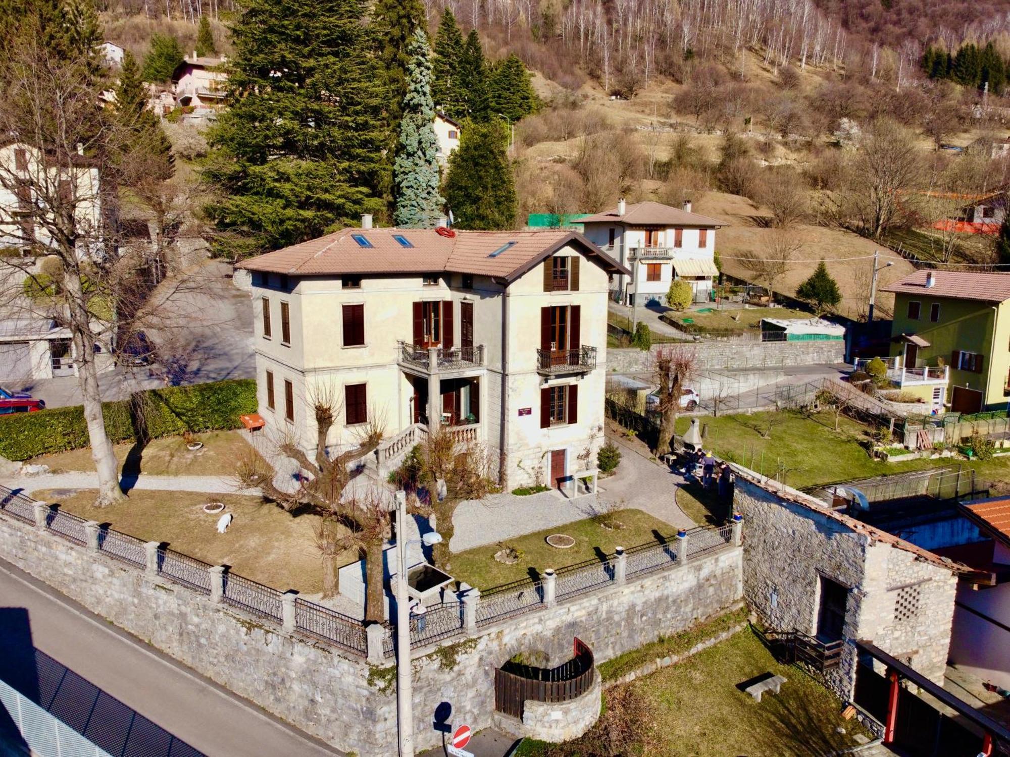 Villa Il Maiale Bianco Bed & Breakfast San Fedele Intelvi Exterior foto